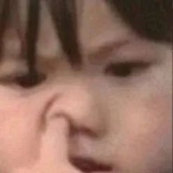 DƬ